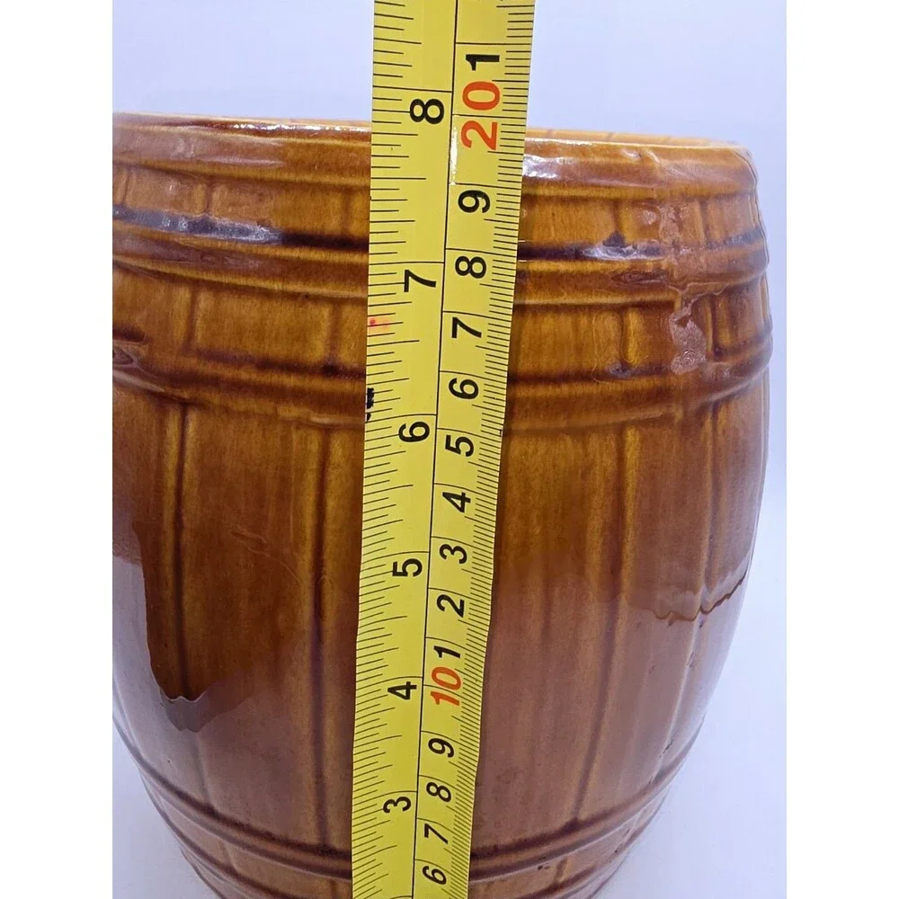 Unbranded vintage ceramic